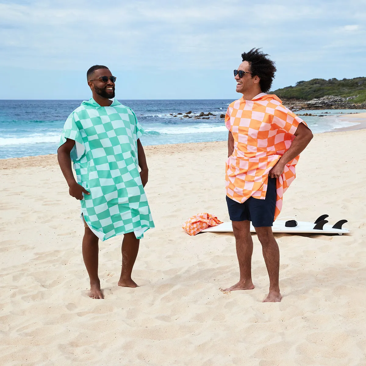 Dock & Bay Poncho Adults - Check Mate - GRS Certified