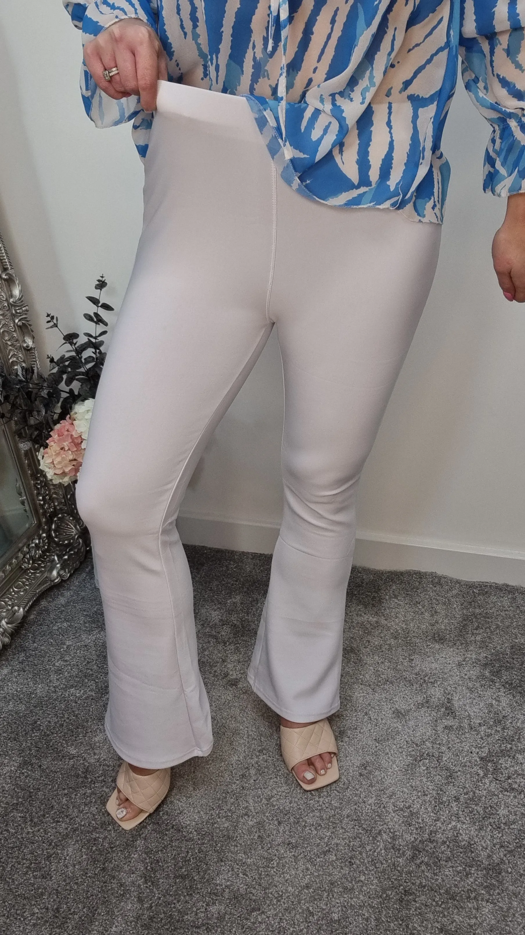 Flared Leggings - White