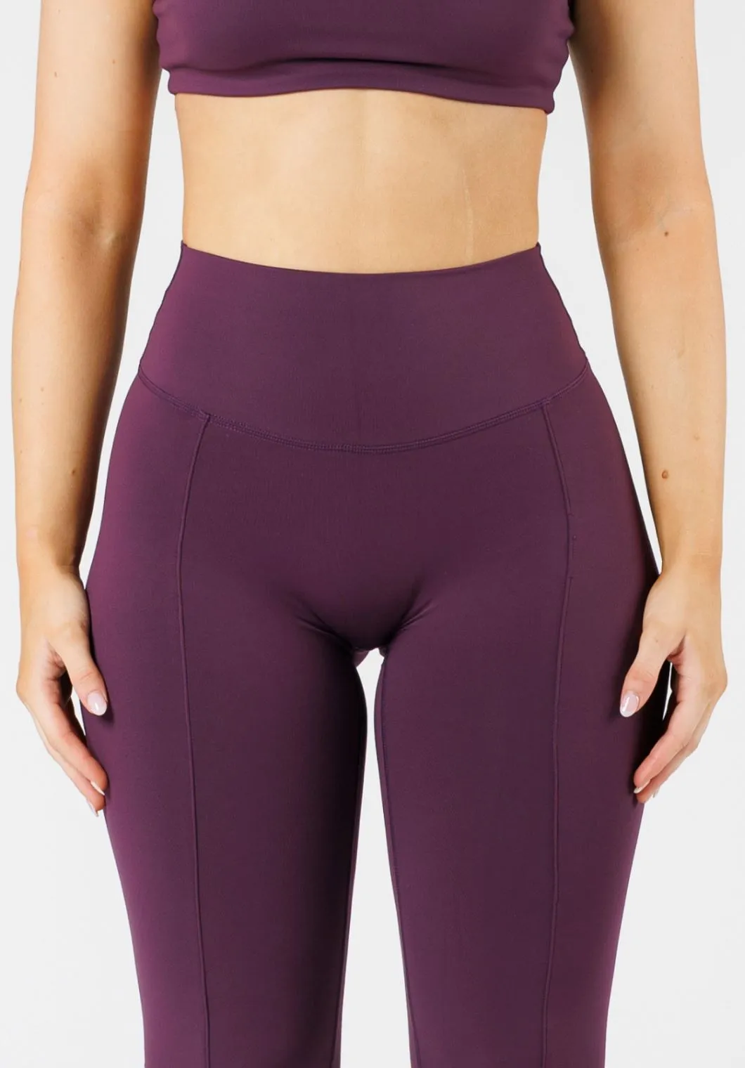 FormLux Front Slit Sculptseam® Plus Flare Legging 32" Wildberry