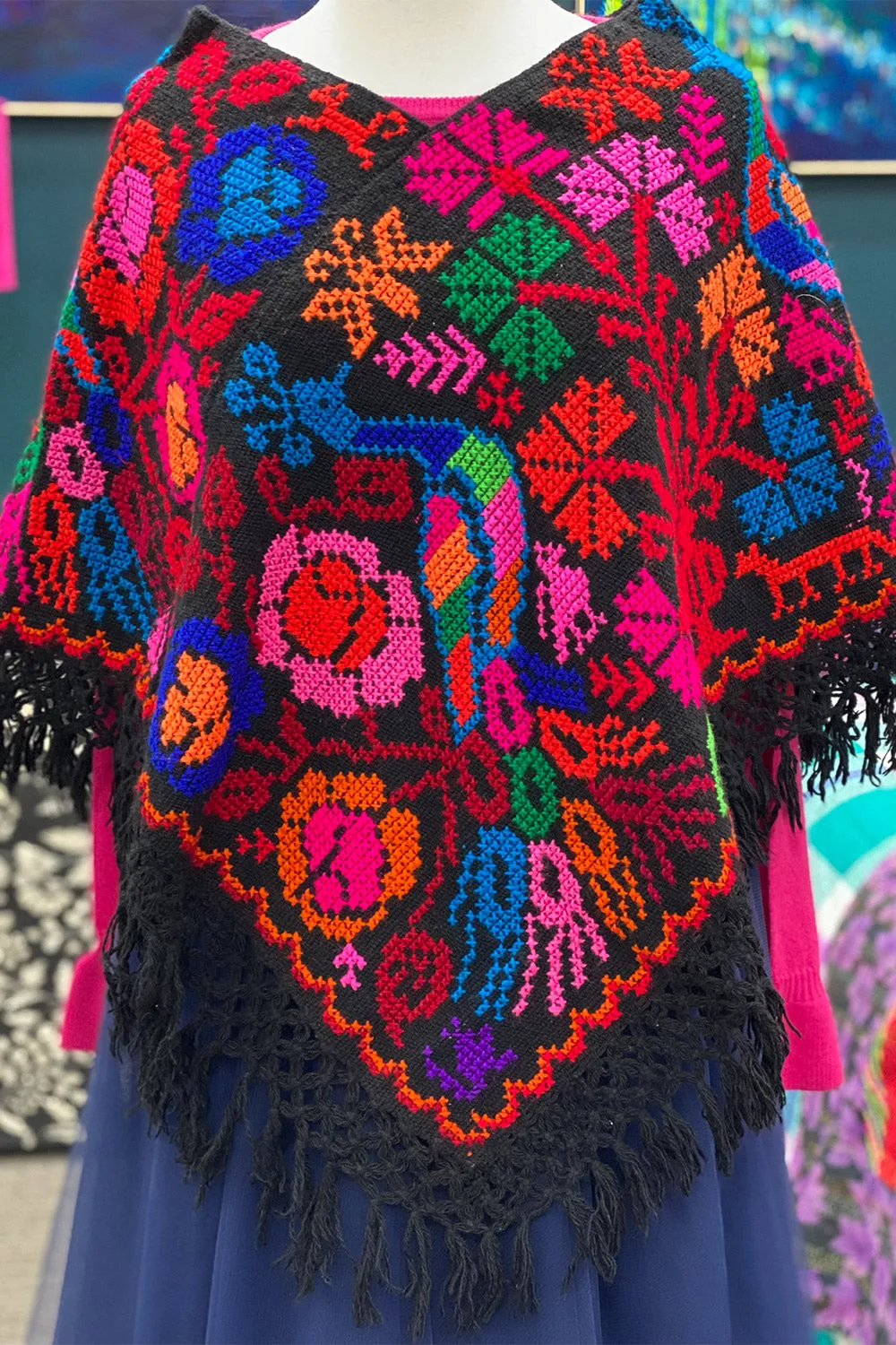 LAS NIÑAS PEACOCK PARADISE PONCHO