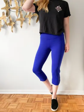 Luxe Slims Capri Cutout Leggings - Size 6-8