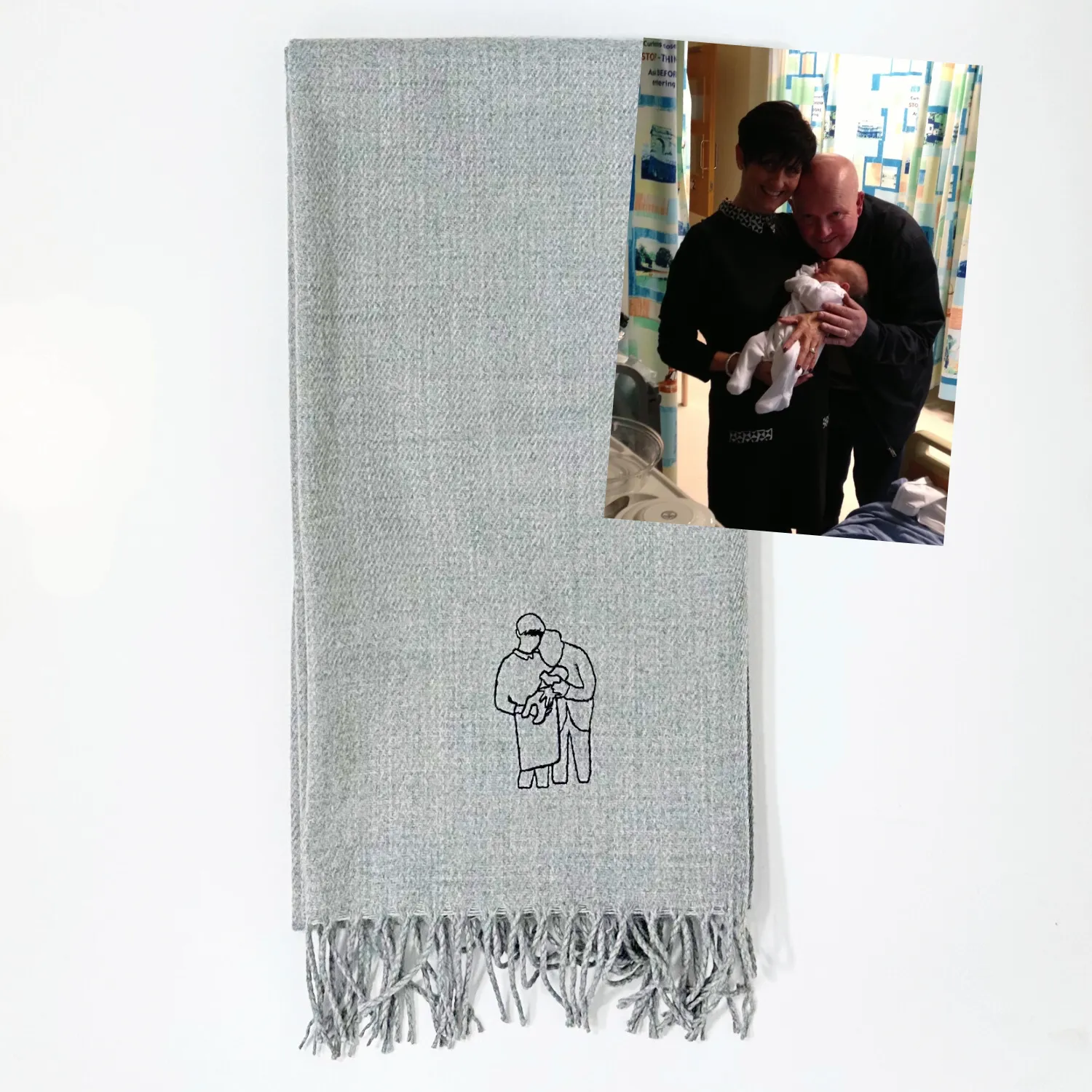 Outline Moment Scarf