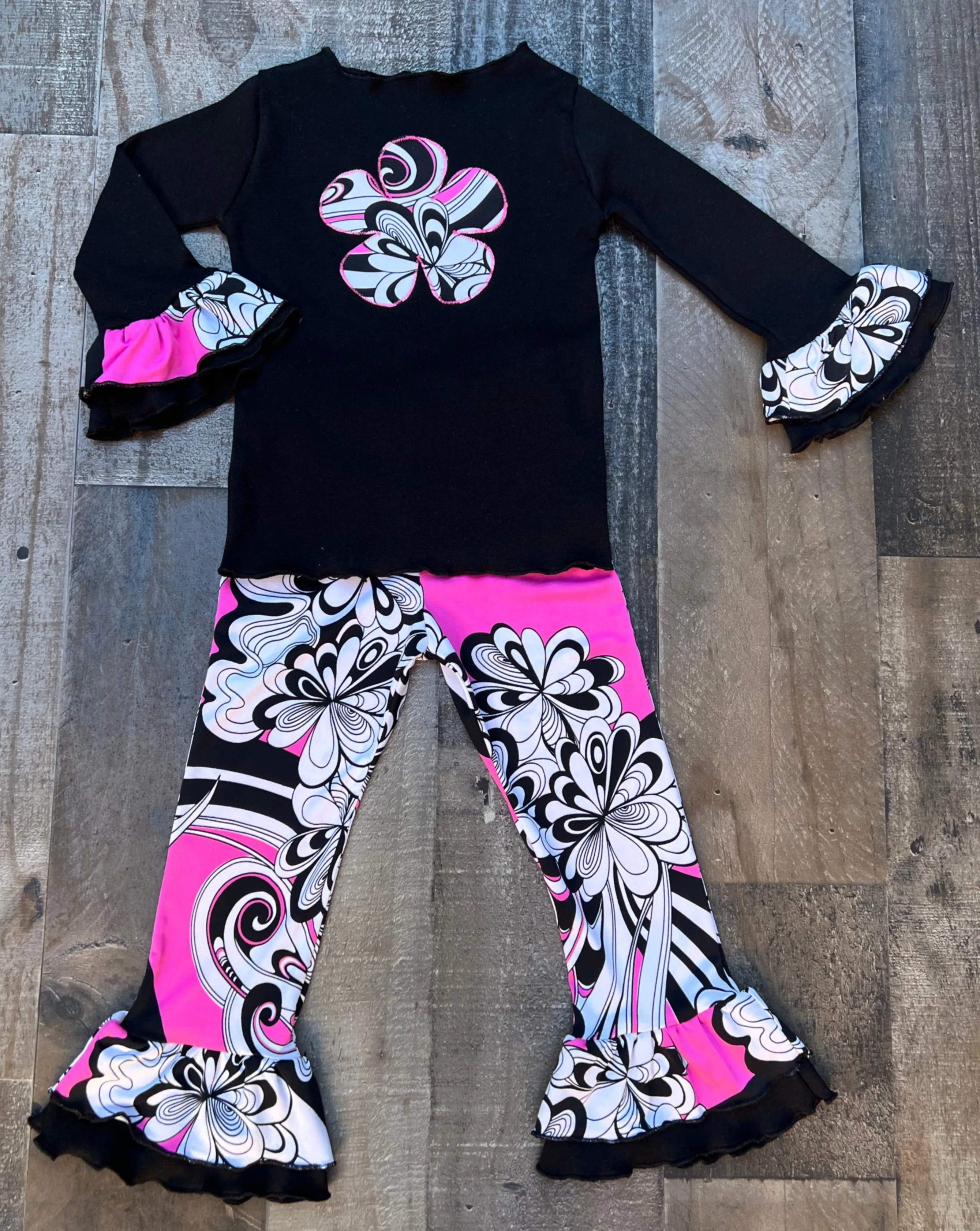 Pink Black Funky Floral Outfit