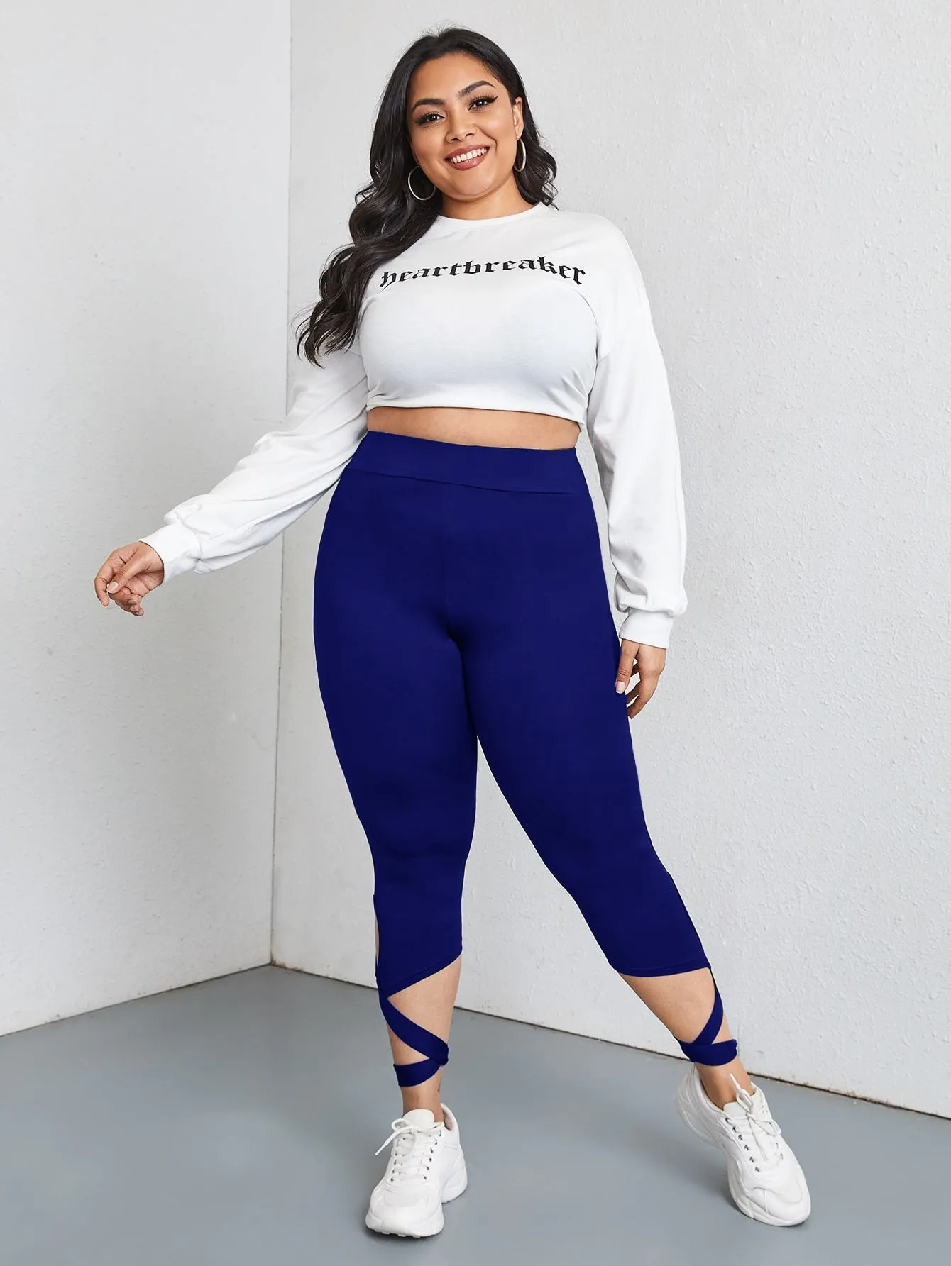 Plain Cut Out Cropped Plus Size Leggings