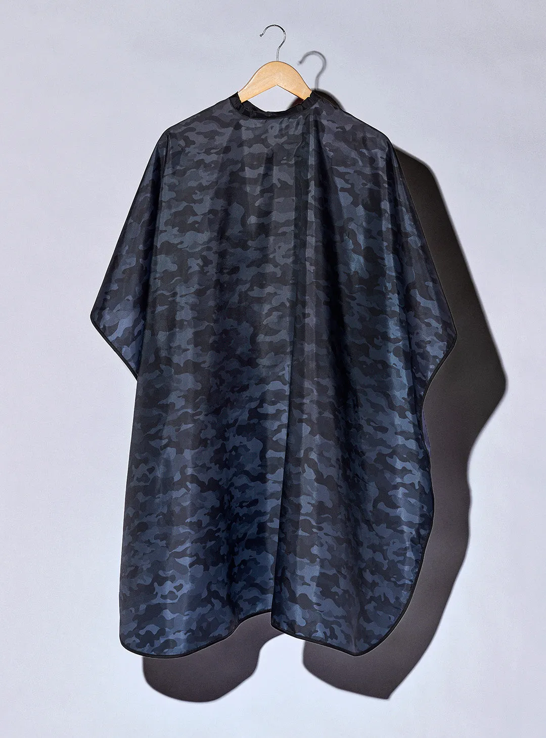 Premium Client Barber Cape - Black Camo