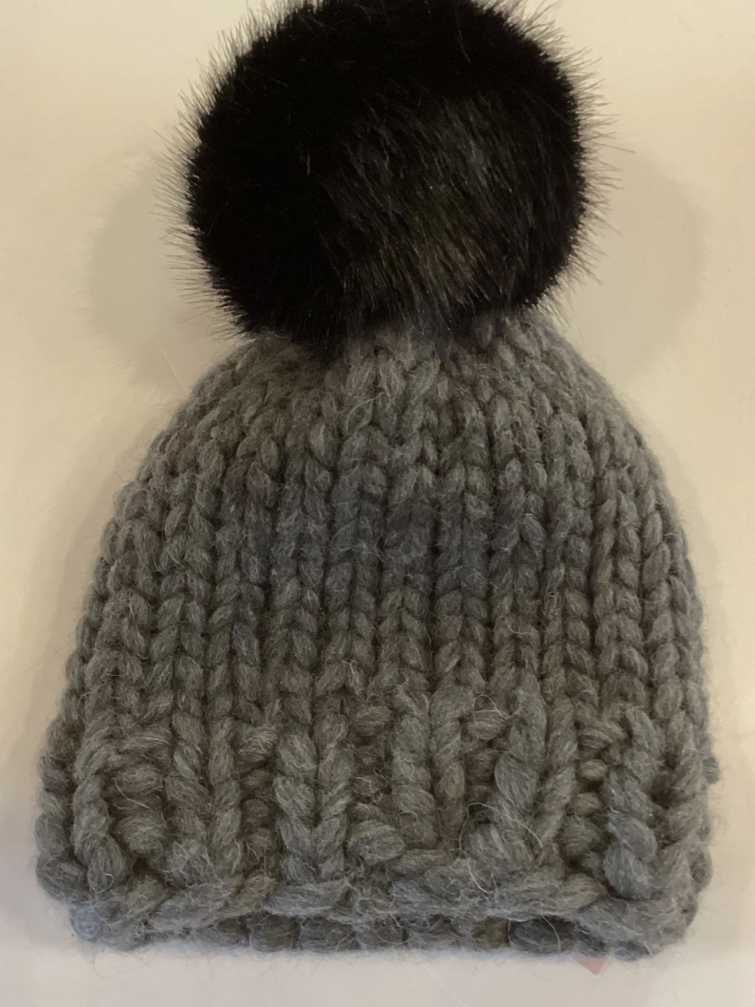 SC1-001 *Merino Wool Hat with Pom Pom