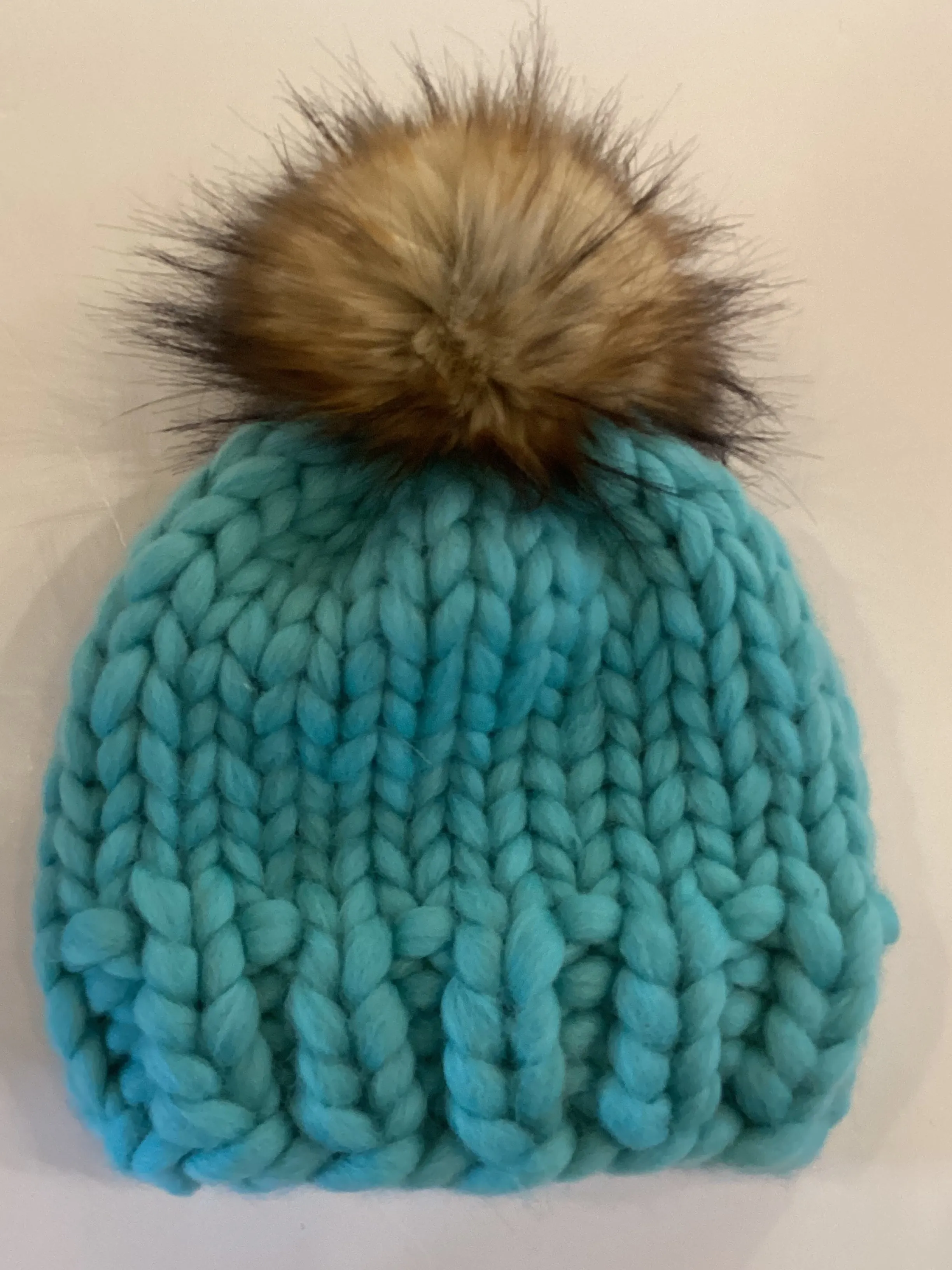 SC1-001 *Merino Wool Hat with Pom Pom