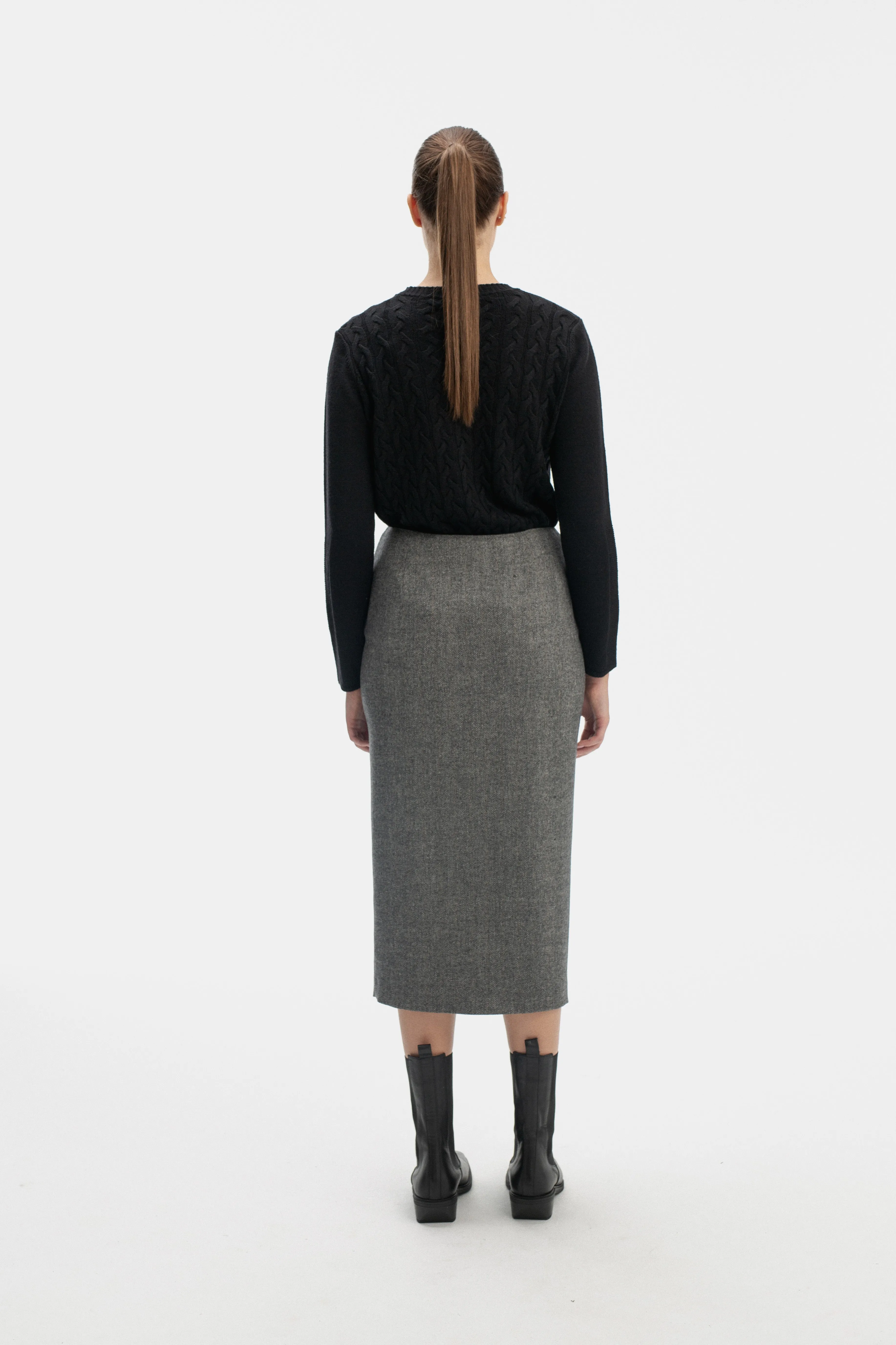 STRAIGHT SILHOUETTE GREY MIDI SKIRT