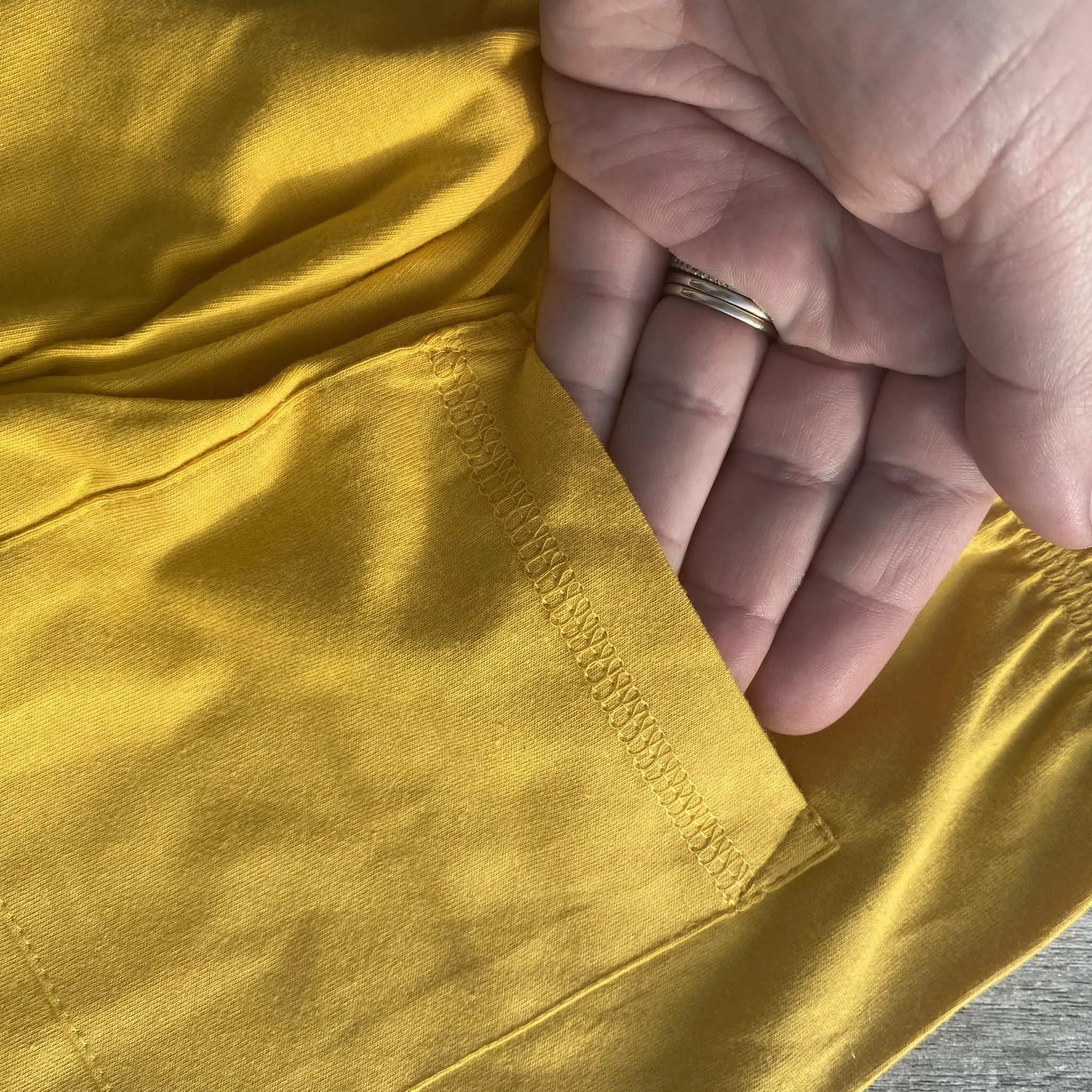 Sunset Gold/Kōura Shorts (4-6 years)