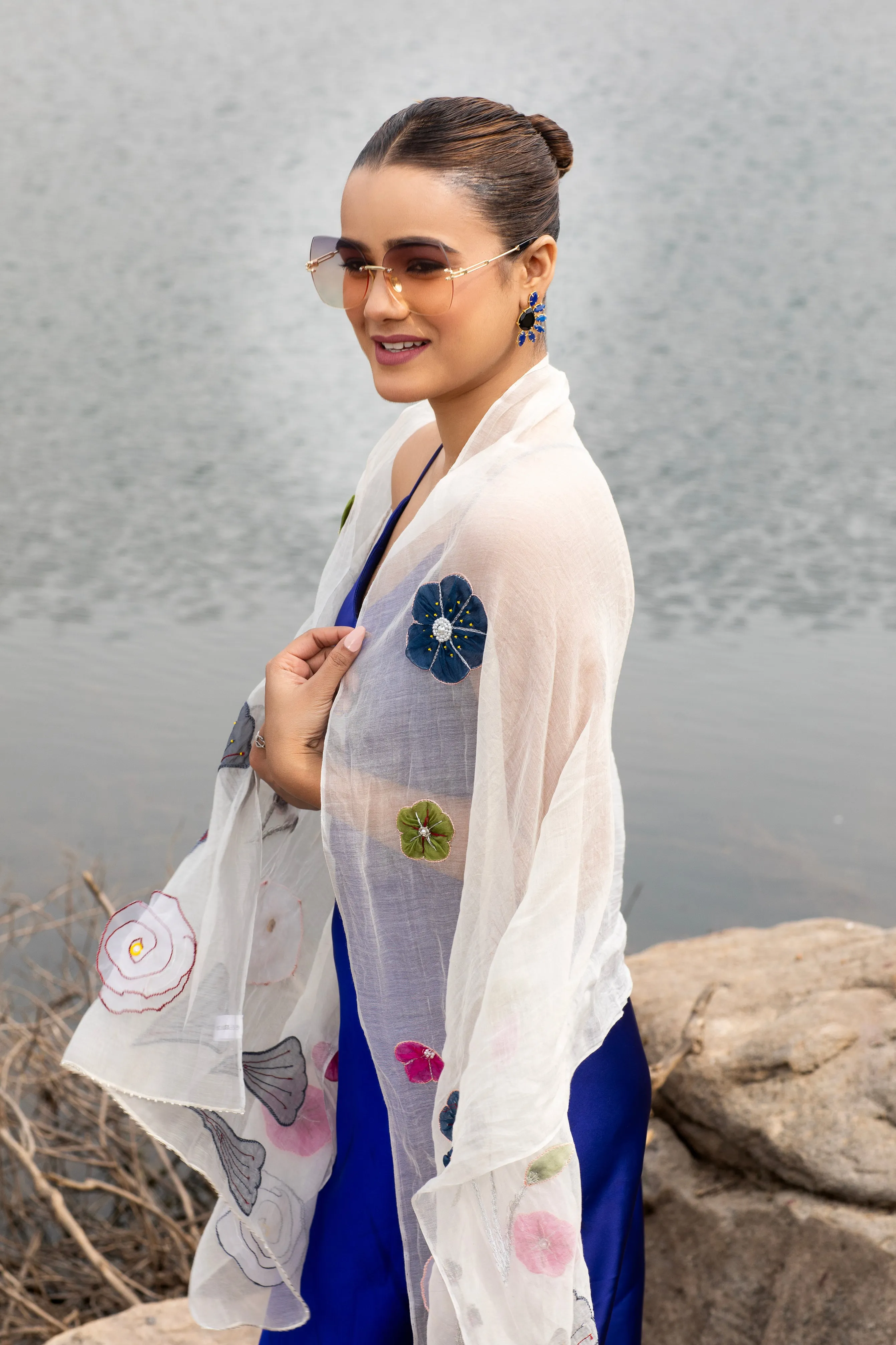 White Scarf Floral Embroidered Stole:  Elegant Cotton Scarf Accessory