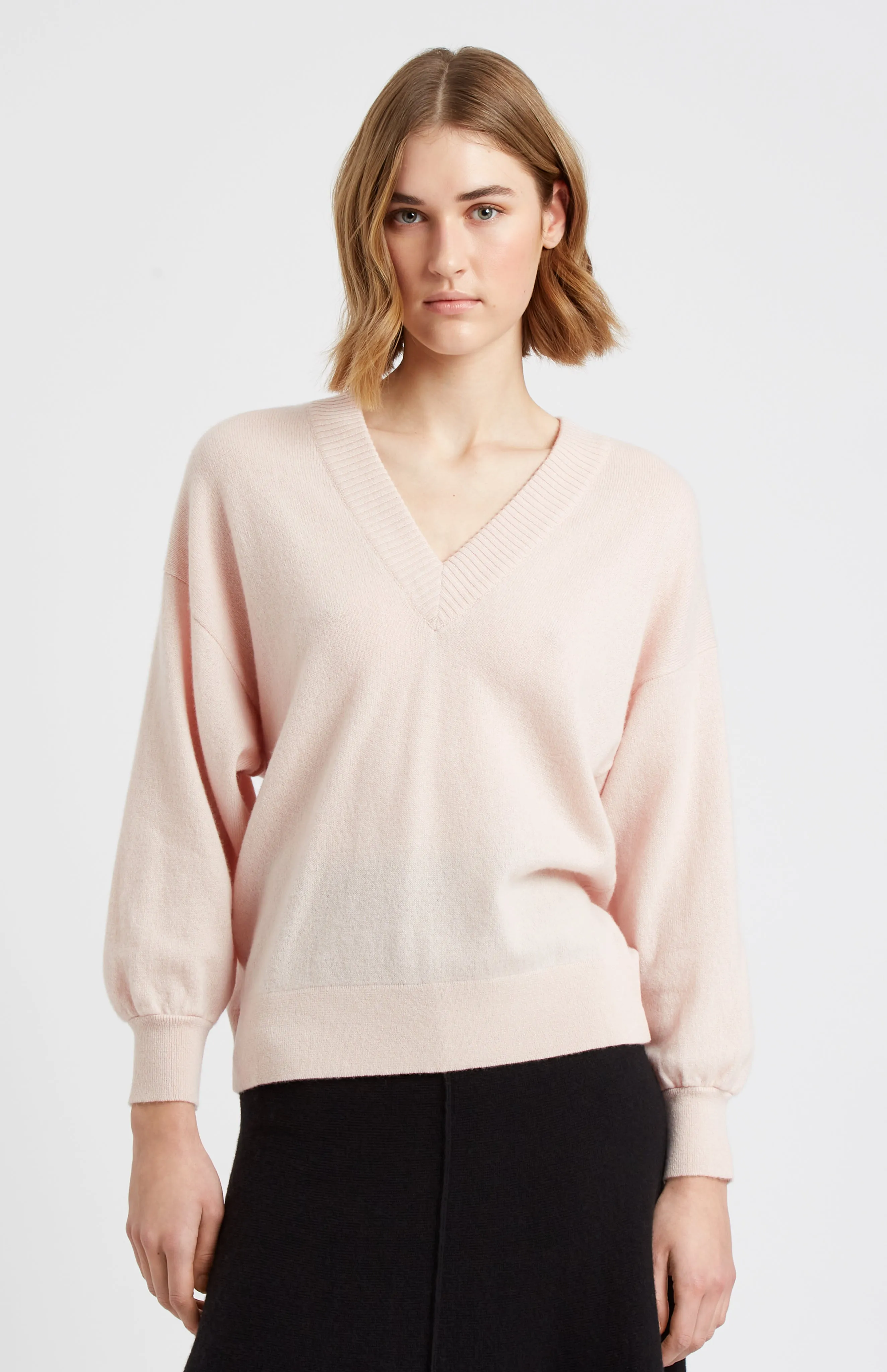 Women's V Neck Cashmere Jumper In Pastel Pink